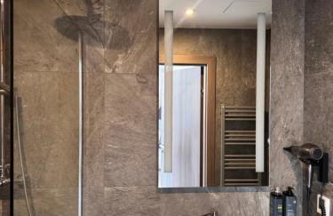 Lake Chwil widok na zalew i góry - Foto 48