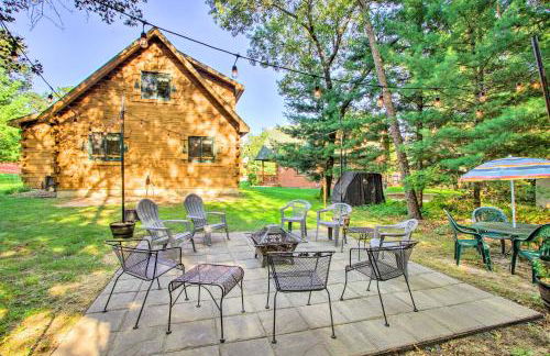 Pet-Friendly Warrens Cabin with Fire Pit! - Foto 1
