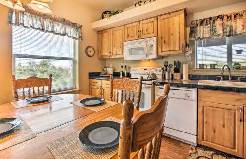 20 Mi to Taos Ski Valley Secluded Mtn-View Cabin! - Foto 9