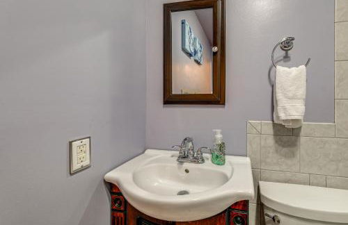 7 Mi to Neuse River! Family Home with Poolside Oasis - Foto 19