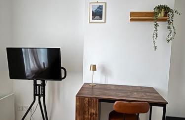 Zeus de Saint-Etienne- Elegant T2 TGV à 5min - Foto 8