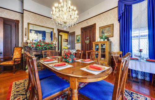 Grand Gables Home 1 Block to St Johns River! - Foto 3