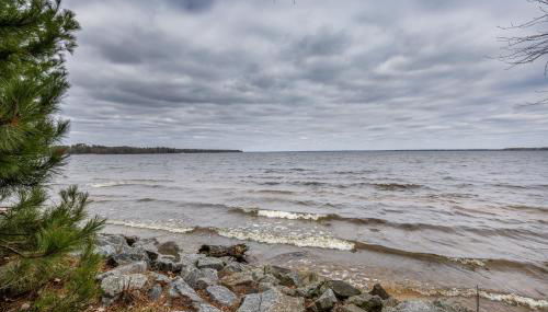 Luxurious Cabin on Castle Rock Lake! Sleeps up to 20! - Foto 3