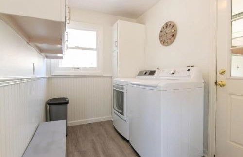 Gorgeous Home with Game Room Dog Welcome - Foto 21