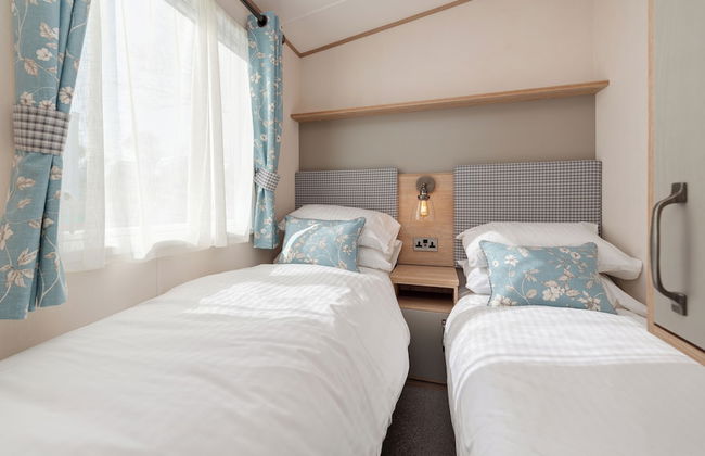 Cofton Holidays - Photo 59