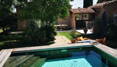 Villa provençale, piscine et jacuzzi privés. - Foto 2