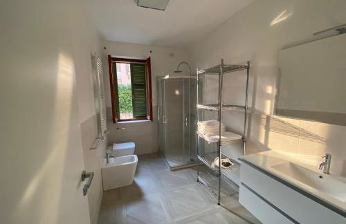 Villa Anastasye Your Lakefront Vacation Rental - Foto 27