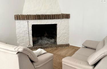 Casa Caraza. Un olivar con vistas al castillo de Juego de Tronos - Foto 49