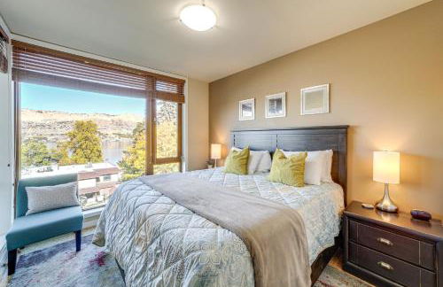 Walk to the Lake Chelan Condo with Mtn Views! - Foto 12
