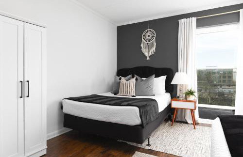 Home to the Stars on Music Row with Pool and Free Parking - Foto 21