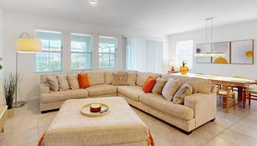 Beautiful 5 Bed Pool Home With Game Room 5 Bedroom Home by RedAwning - Foto 4