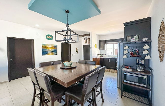 Modern 3BR Family Escape - Foto 8