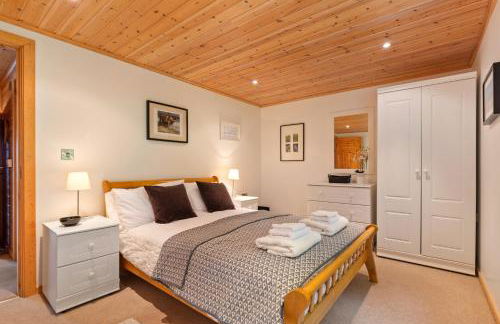 Lodge 5 Longbury - Luxury Lodge, Golf Course Views, Restaurant and Spa Facilites - Photo 36