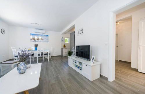 Villa Nika - Photo 36