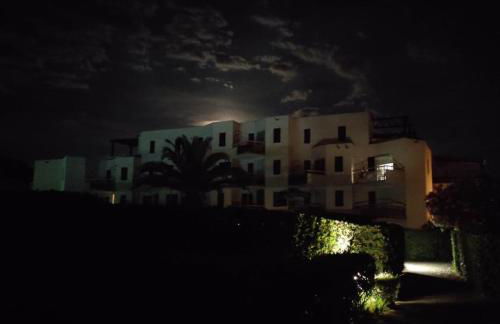 LES CAPITELLES 5 - Accès direct à la plage depuis le jardin - T2 avec cabine - 6 pers - jardin - Piscine - parking - Photo 20