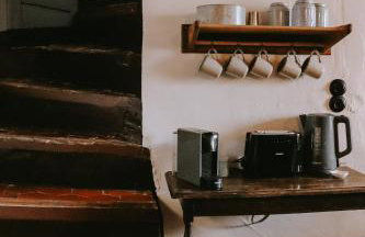 Unique historical home, middle of the village, bath & patio - Foto 29