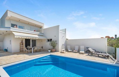 4 Bedroom Stunning Home In Jarebinjak - Photo 3