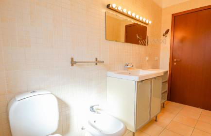 Modern Loft - with Balcony and Parking - Foto 3