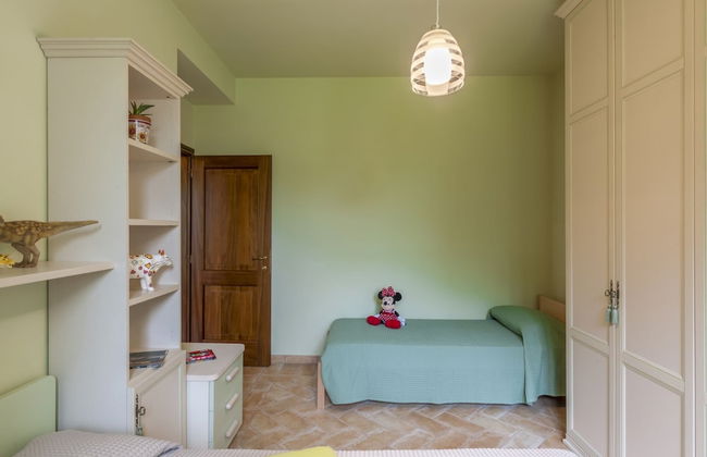 Inviting Holiday Home in San Costanzo With Swimming Pool - Foto 5