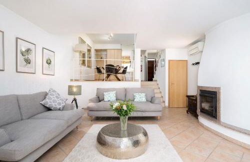 Casa Maya - Vale do Garrão - Foto 15