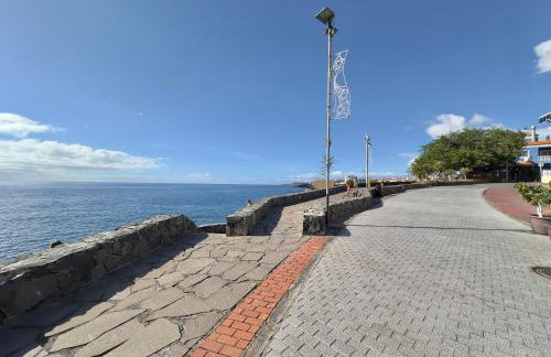 Casa Elsa with Free Parking - Photo 67