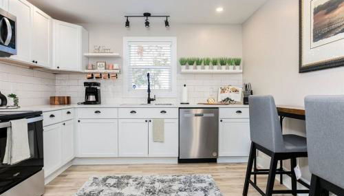 South Bend Serenity: Freshly Renovated 3BR 2mi ND - Foto 4