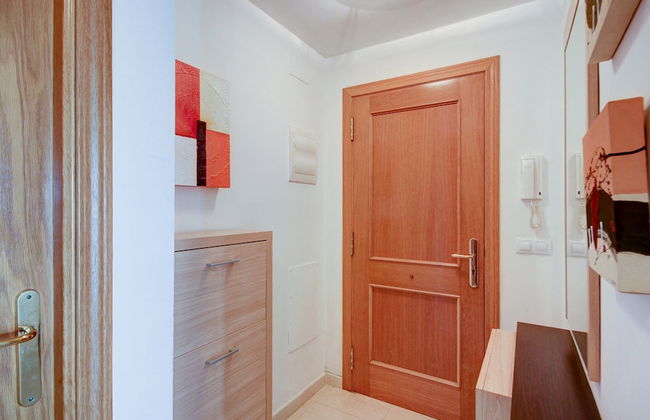 Apartment With Scenic View - Photo 27