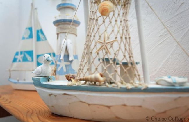 Appledore Yardarm 4 Bedrooms - Photo 3