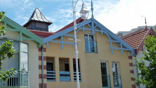 Les pieds dans l'eau - Foto 2