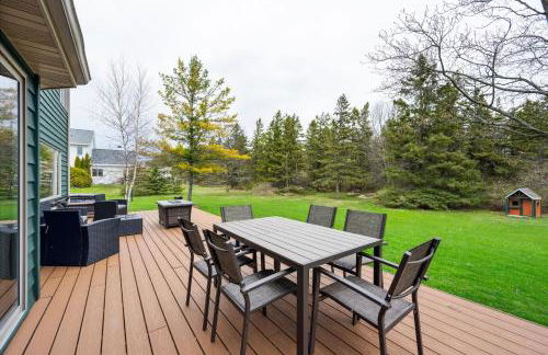 Cherry Hill - Minutes to Downtown! Hot Tub, Spacious Yard & Dogs OK! - Foto 6