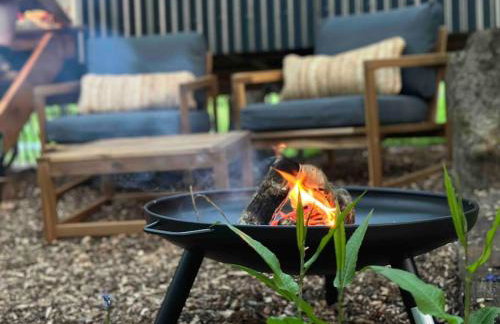 Shepherd's Hut - Sleeps 2 - Pet Friendly - Parking - Foto 9