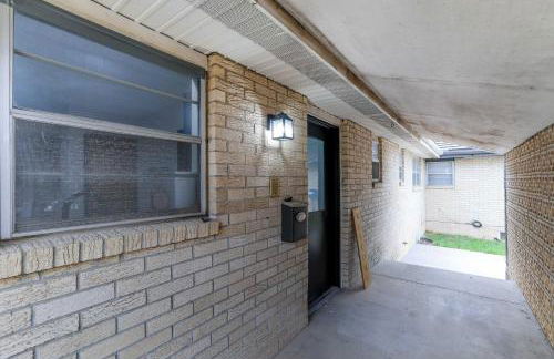 East Side Oasis 3BR 2 BA Coffee 5Min to Town East - Foto 8