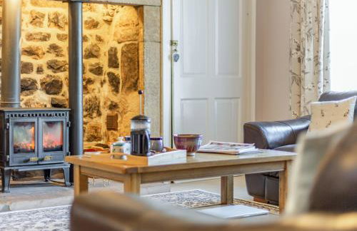 Blue House - Photo 3