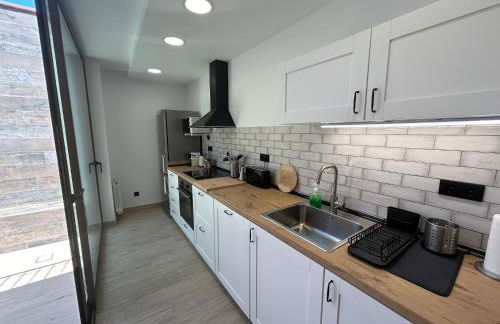 CasaBala - Near the beach and Barcelona center - Photo 6