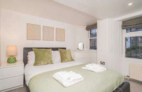 Georgian Elegance with Patio Garden West End - Pass the Keys - Foto 3