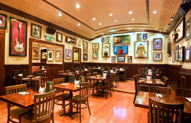 Skip-the-Line Ticket to the Hard Rock Café - Photo 6