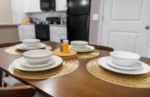 Luxe 1BR/1BA: Dive, Rest, Explore. Book Now! - Foto 38