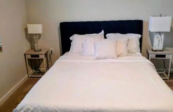 Furnished 3BR Townhome Near Duke & RTP - Foto 5