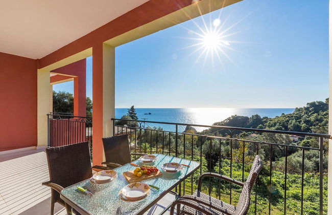 Family Friendly Apartments With a Swimming Pool on Pelekas Beach - Foto 4