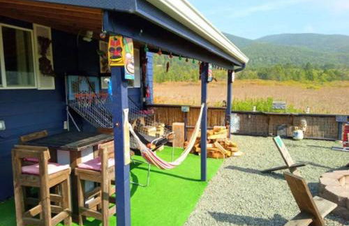 Tiki Escape w/ Amazing Mountain and Marsh Backdrop - Foto 38