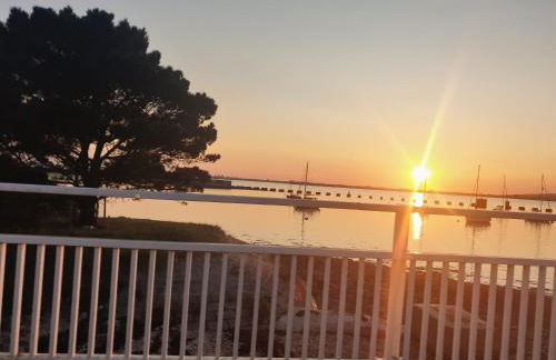 Chalet with hot tub room - Foto 31