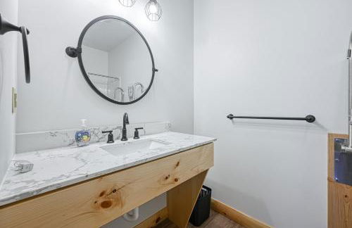 Curb-Free Chalet - Foto 8