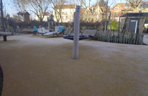 Appartement familiale face à un square arboré - Foto 9