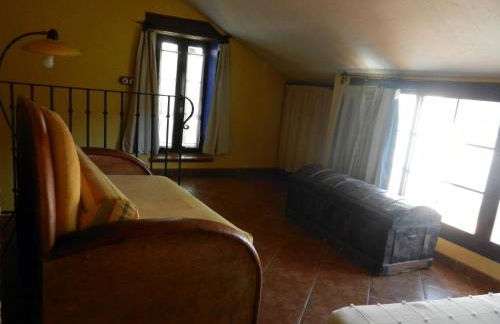 Las Cuatro Calles - Photo 9