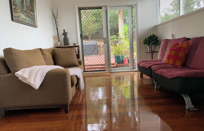 Eltham Retreat - Photo 24