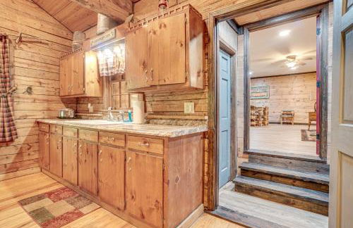 North Georgia Mtn Escape with Hot Tub and Games! - Foto 8