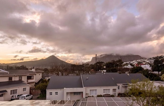 2 Bedroom Apartment, Princess Beach Club, Houtbay - Photo 31