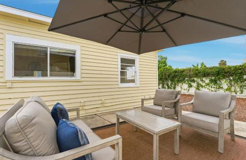 Draper Bungalow By CoastVH - Charming 1940 - Photo 36