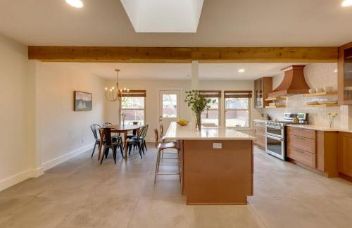 6 Mi to Dtwn Austin Home with Screened Porch and Yard - Foto 7