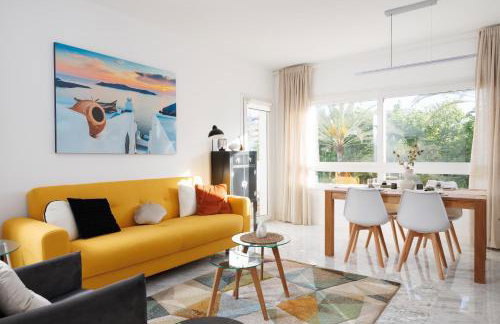 MARBELLA BANUS SUITES - Banús - Playa Rocio - Beach Access Complex -3BD-3BA - Direct Access to the Sea - Outdoor Terrace - 3 min Walk to Puerto Banús Marina - Walk to Beach & El Corte Ing Luxury Shopping - Ideal for Families - Foto 2